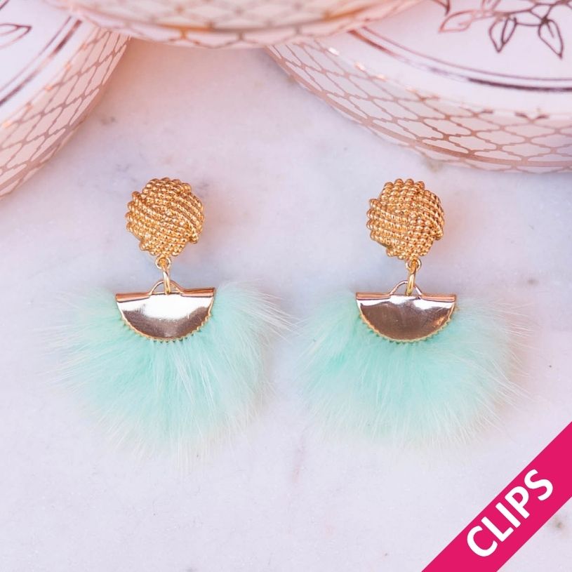 Vergoldete Knoten-Ohrclips mit Puschel-Fächer in Mint