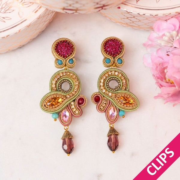 Raffinierte Soutache-Ohrclips in Pastellfarben