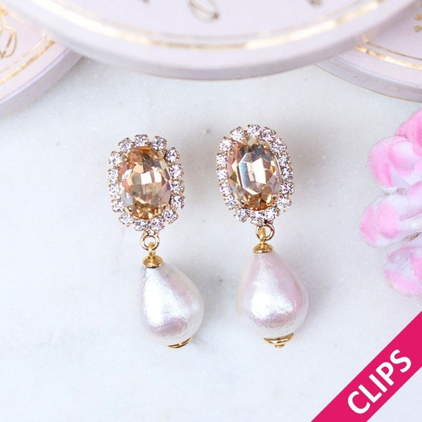 Edel funkelnde Ohrclips in Champagner mit leichtem Baumwolltropfen