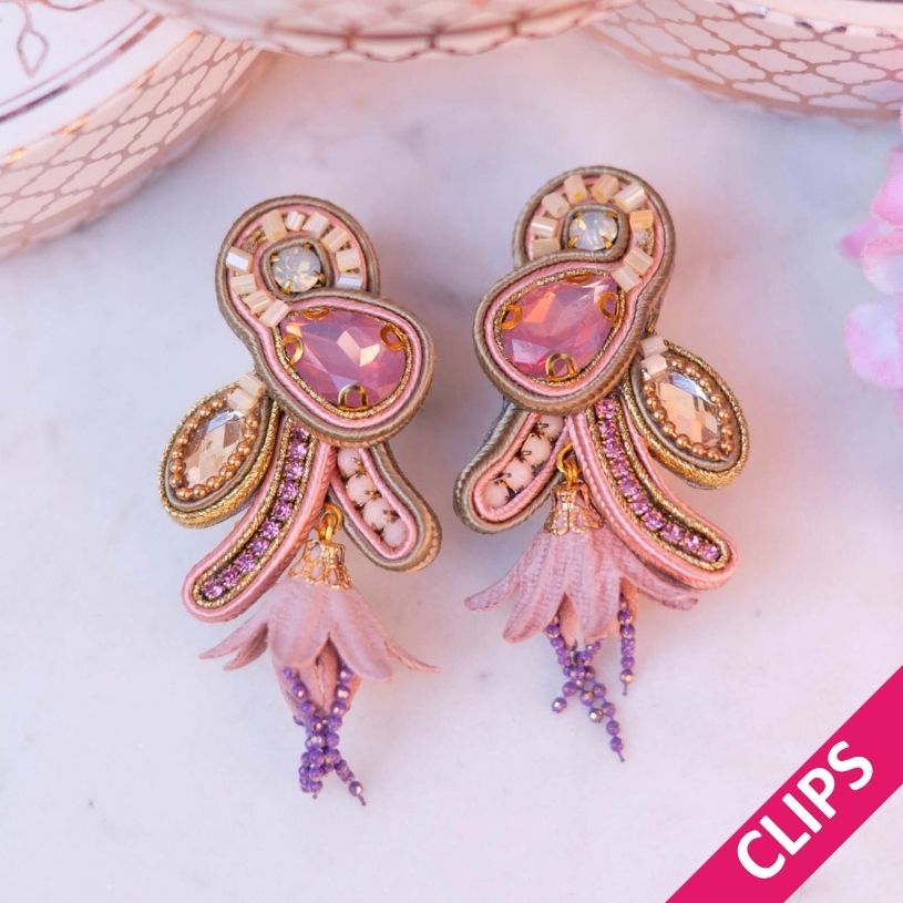 Filigrane Blüten-Soutache-Ohrclips in Rosa und Champagner