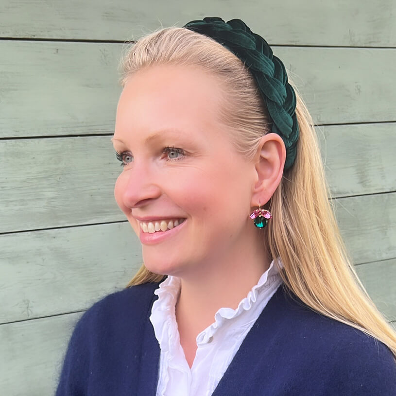 Funkelnde Ohrhänger mit Glas-Kristallen in Dunkelgrün und Pink