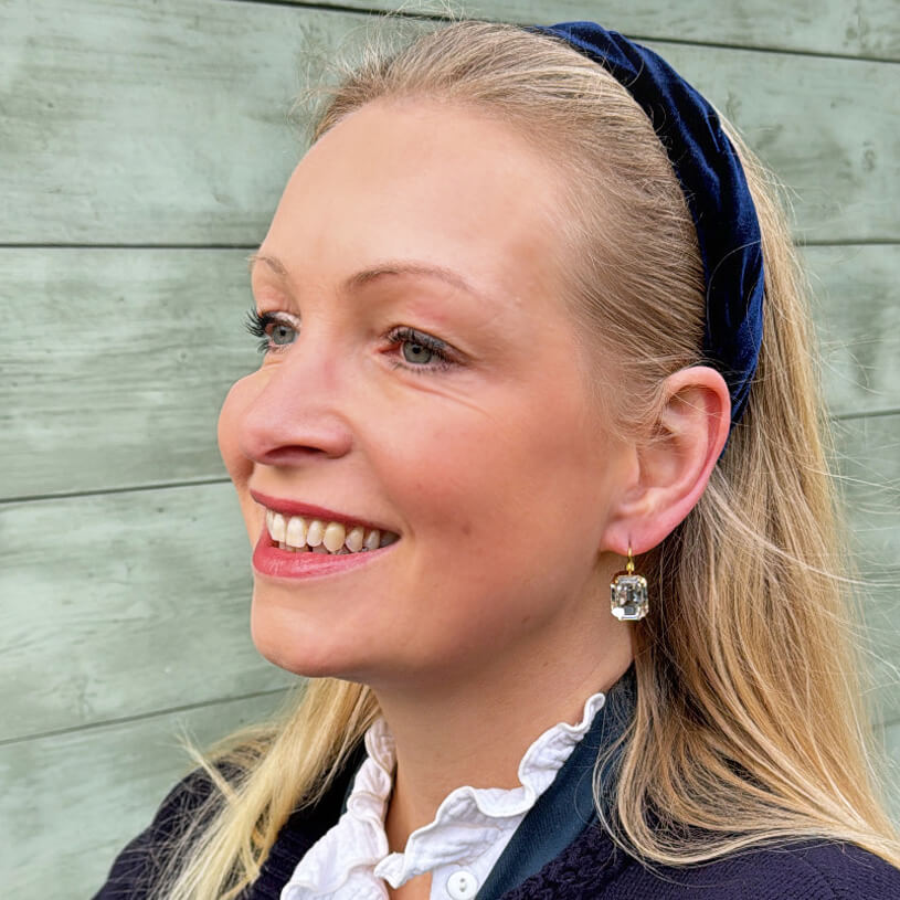 Funkelnde Ohrhänger mit rechteckigem Glas-Kristall in Transparent