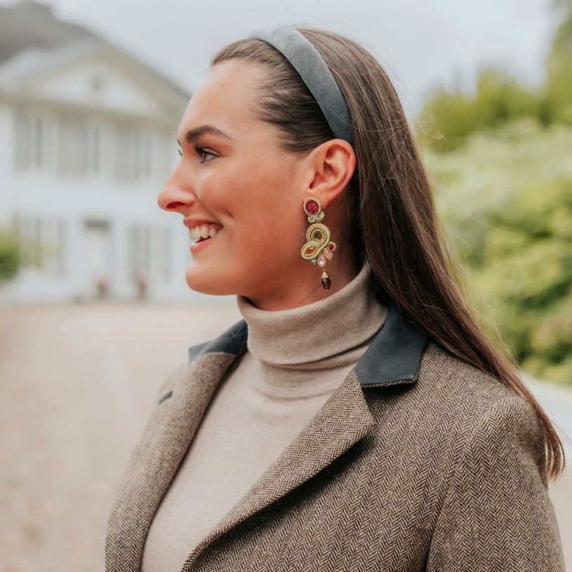 Raffinierte Soutache-Ohrringe in Pastellfarben