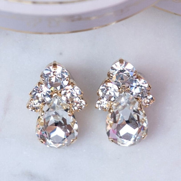 Glitzernde Ohrstecker aus Glas-Kristallen