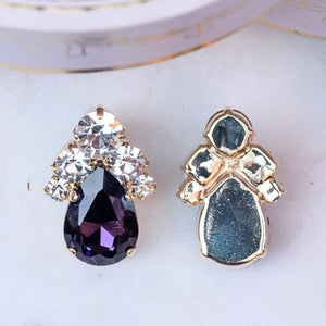 Glitzernde Ohrstecker aus Glas-Kristallen in Violett