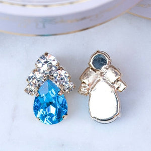 Glitzernde Ohrstecker aus Glas-Kristallen in Blau