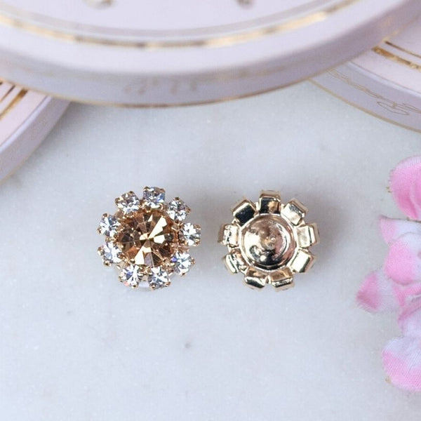 Runde Ohrstecker aus Glas-Kristallen in Champagner