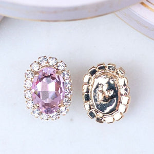 Ovale Ohrstecker aus Glas-Kristallen in Rosa