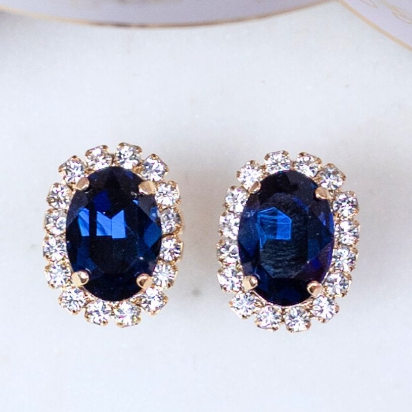 Ovale Ohrstecker aus Glas-Kristallen in Dunkelblau