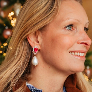 Pink-Rosafarbene Glas-Kristall-Ohrstecker mit Baumwolltropfen