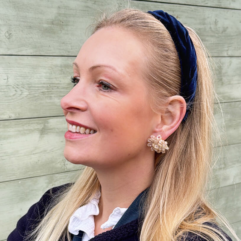 Hochwertige Blüten-StatementOhrringe aus Perlen in Weiß