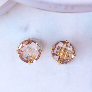 Funkelnde champagnerfarbene Ohrstecker von Janne v. d. Heide