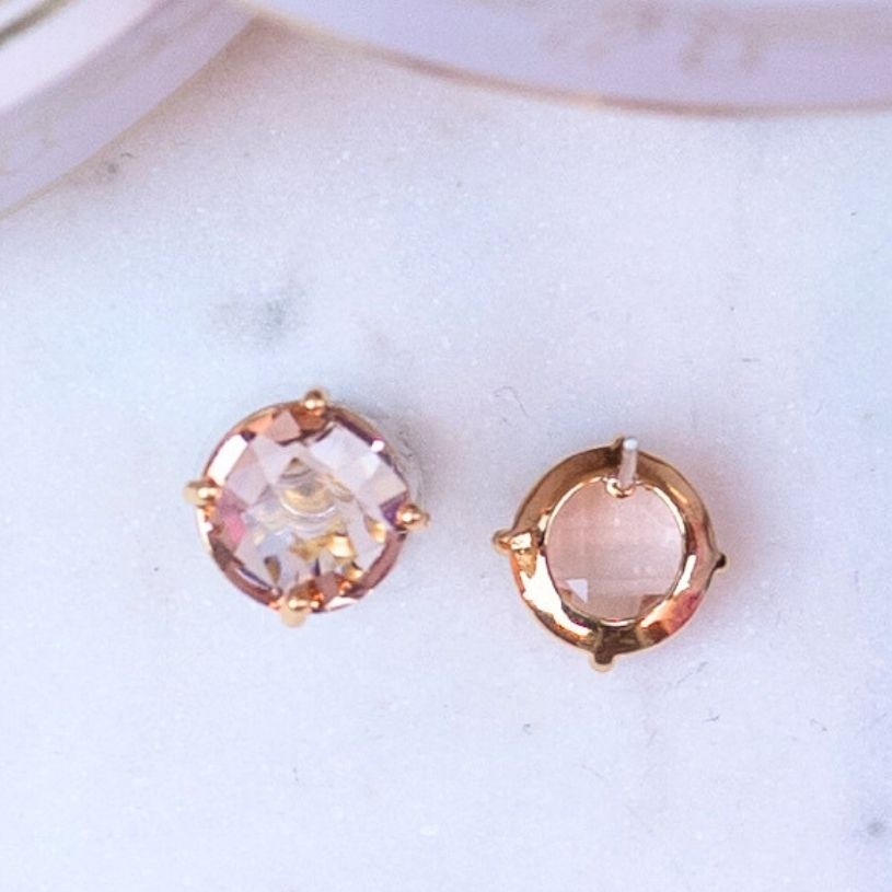 Funkelnde champagnerfarbene Ohrstecker von Janne v. d. Heide