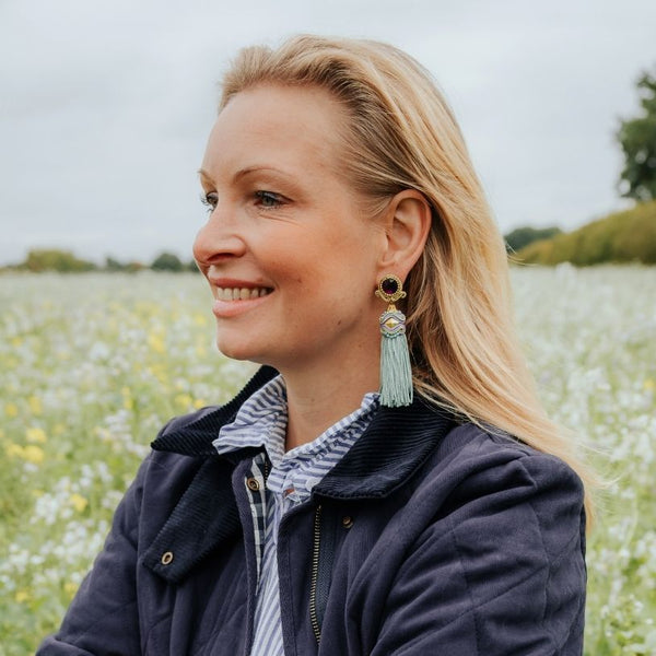 Orientalisch anmutende Quastenohrringe in Mintgrün und Violett