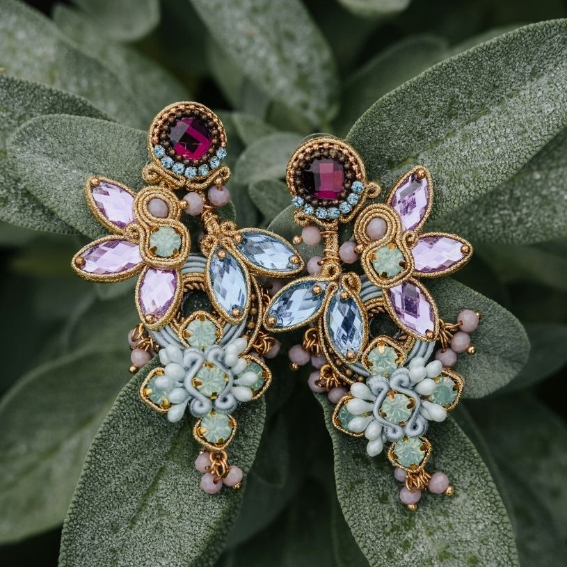 Große Soutache-Ohrringe in pastelligem Magenta, Rosa und Hellblau