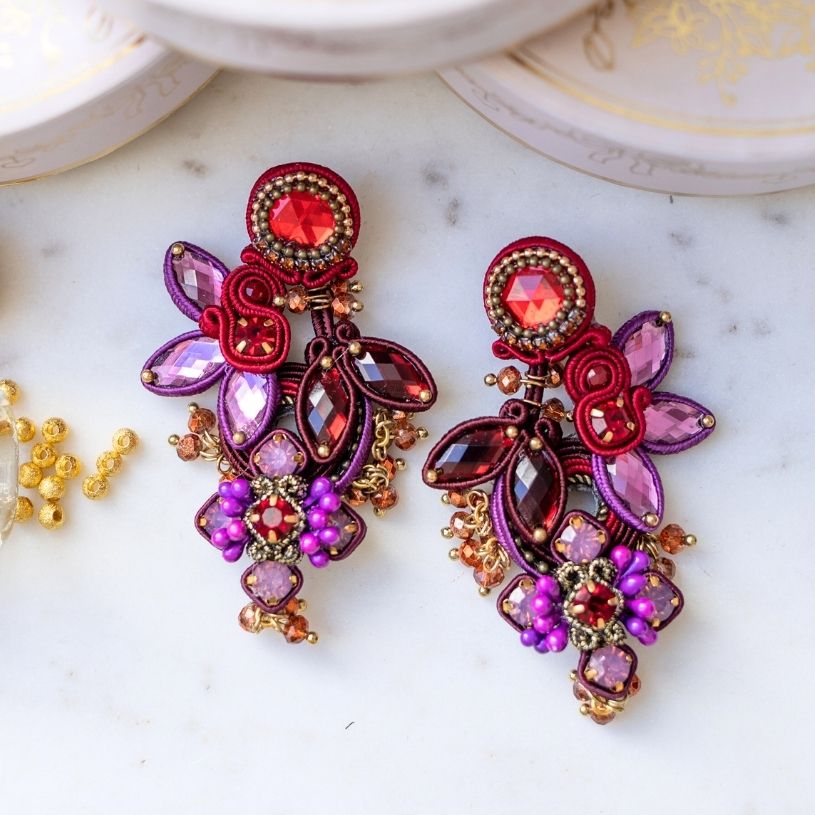 Vorbestellbar - Große Soutache-Ohrringe in Rot, Magenta und Violett
