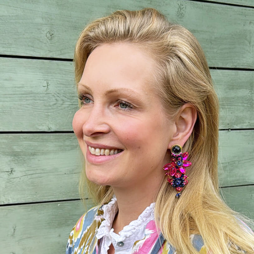 Große Soutache-Ohrringe in Pink und Dunkelbau