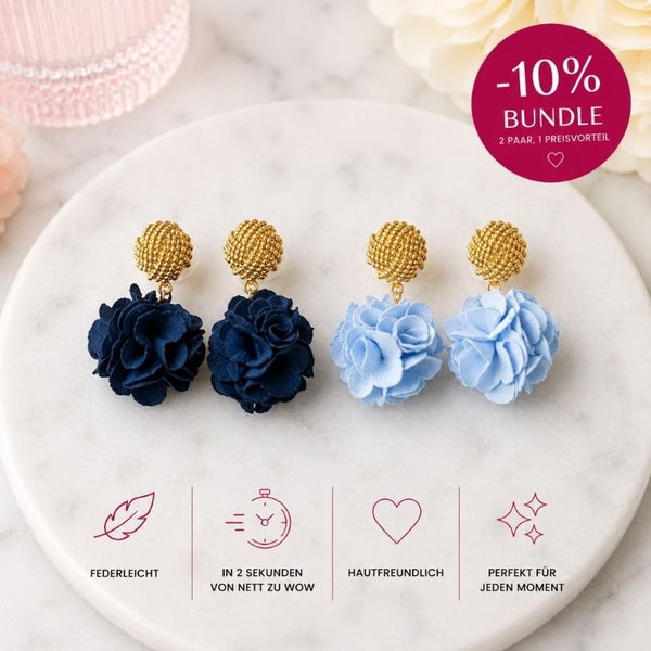 Set aus vergoldeten Knoten-Ohrstecker mit hellblauem und dunkelblauem Blüten-Pompom