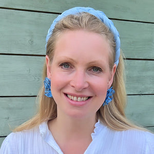 Hochwertige Statement-Ohrringe aus blauen Drähten