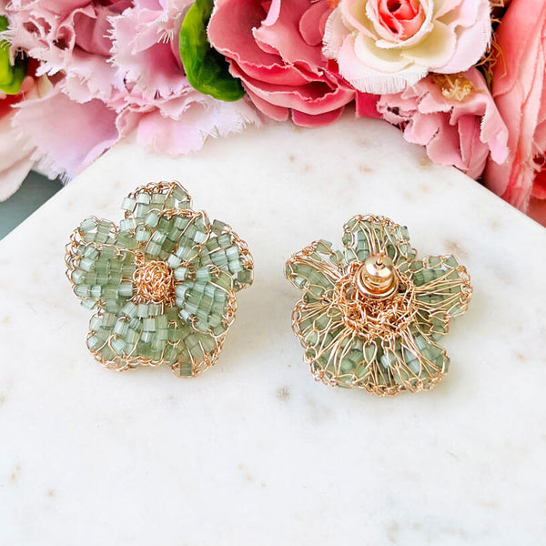 Besondere Blumen-StatementOhrringe aus Perlen in Mintgrün