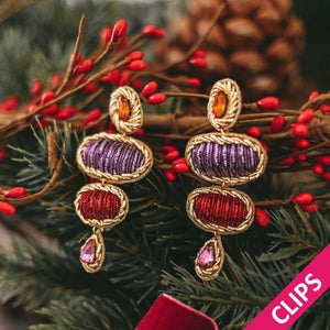 Elegante Soutache-Ohrclips mit Elementen in Violett und Rot