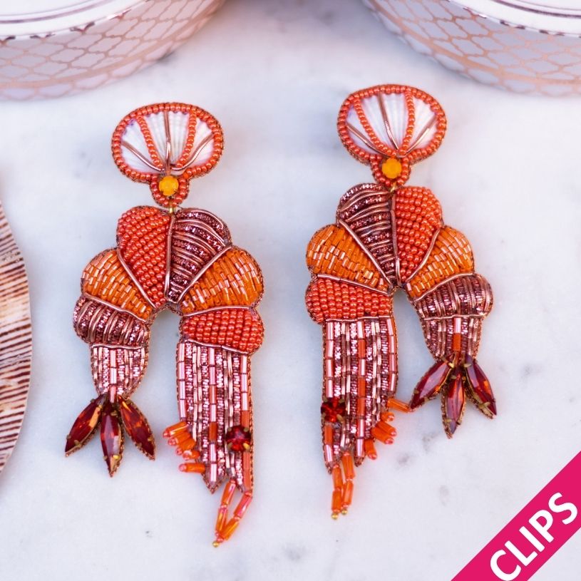 Sommerliche Soutache-Ohrclips als orangefarbene Garnele