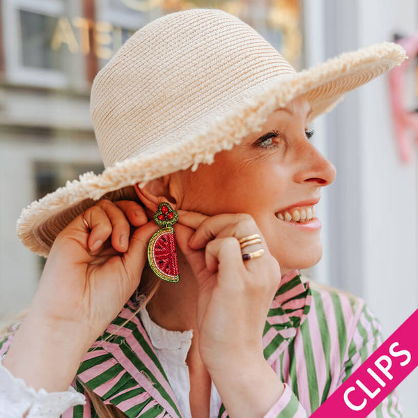 Auffällige Soutacheohrclips als Melone