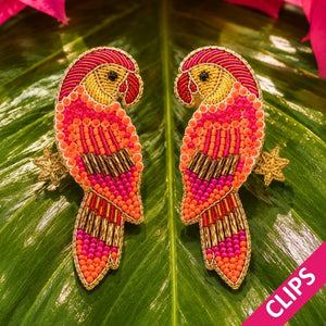Pink-Orange Soutache-Ohrclips als Papagei