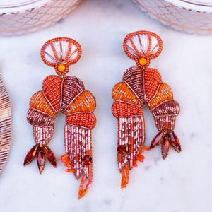 Sommerliche Soutache-Ohrringe als orangefarbene Garnele