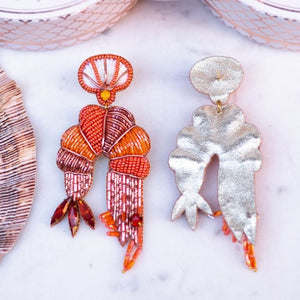 Sommerliche Soutache-Ohrringe als orangefarbene Garnele