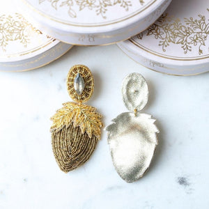 Zauberhafte Soutacheohrringe als edle Haselnuss