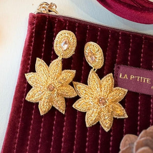 Zauberhafte Soutacheohrringe als goldener Anistern