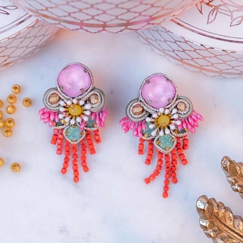 Raffinierte Soutache-Ohrringe in Rosa, Pink, Rot und Türkis