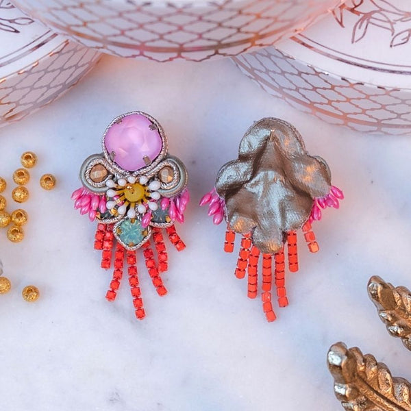 Raffinierte Soutache-Ohrringe in Rosa, Pink, Rot und Türkis