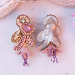 Filigrane Blüten-Soutache-Ohrringe in Rosa und Champagner