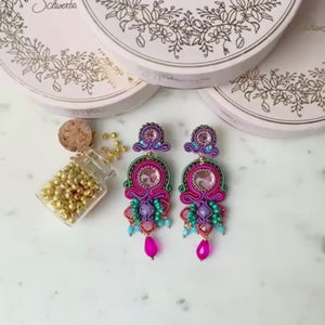 Vorbestellbar - Farbenfrohe Soutache-Ohrringe in Pink, Grün, Blau und Violett