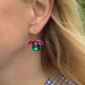 Funkelnde Ohrhänger mit Glas-Kristallen in Dunkelgrün und Pink