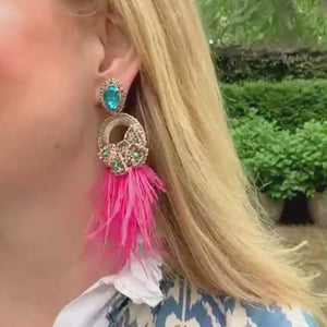 Extravagante Feder-Statement-Ohrringe in Hellblau, Pink und Champagner