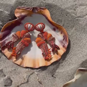 Sommerliche Soutache-Ohrringe als orangefarbene Garnele