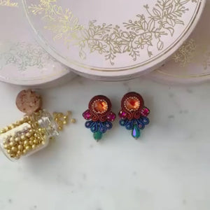 Vorbestellbar - Farbenfrohe Statement-Ohrclips in Orange, Blau und Pink