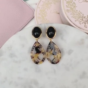 Pferde-Ohrclips in Schwarz und Schildpattfarben von AmuseToi