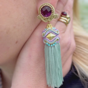 Orientalisch anmutende Quastenohrringe in Mintgrün und Violett