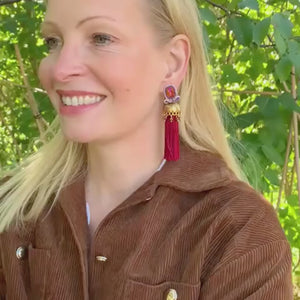 Vorbestellbar - Elegante Soutache-Quastenohrclips in Dunkelrot