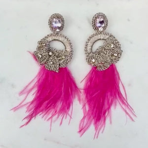 Extravagante Feder-Statement-Ohrringe in Rosa, Pink und Champagner