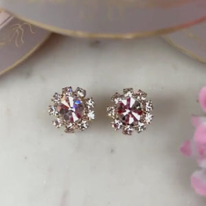 Runde Ohrstecker aus Glas-Kristallen