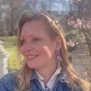 Schmale Soutache-Ohrringe in zartem Violett, Blau, Türkis und Pink