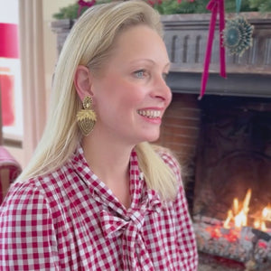 Zauberhafte Soutacheohrclips als edle Haselnuss